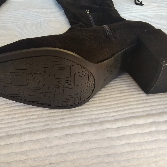 Lulus Tahlia Black Over-the-Knee Boots. Size: 10 - Picture 7 of 8